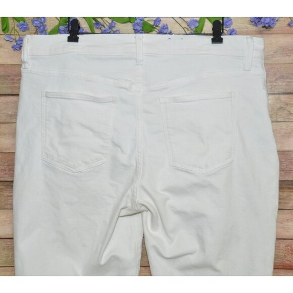 Gap Mid-Rise Girlfriend Ankle Jeans Optic White Size 18R 34 Raw Hem Classic - Picture 6 of 10